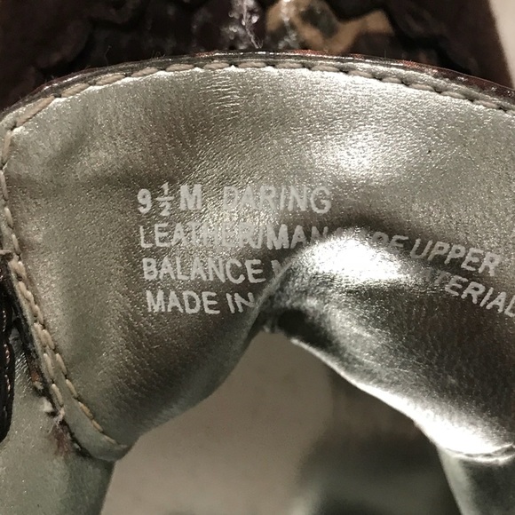 Carlos Brown Suede Lace Up Dress Shoe Size 9.5 - Picture 2 of 6